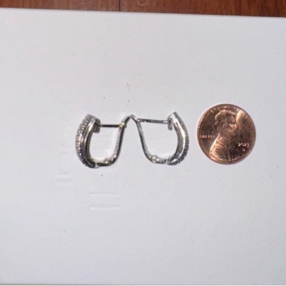 Pure Sterling Silver 925 Clear zirconia Hoop Earrings exclusive European design - Picture 5 of 5